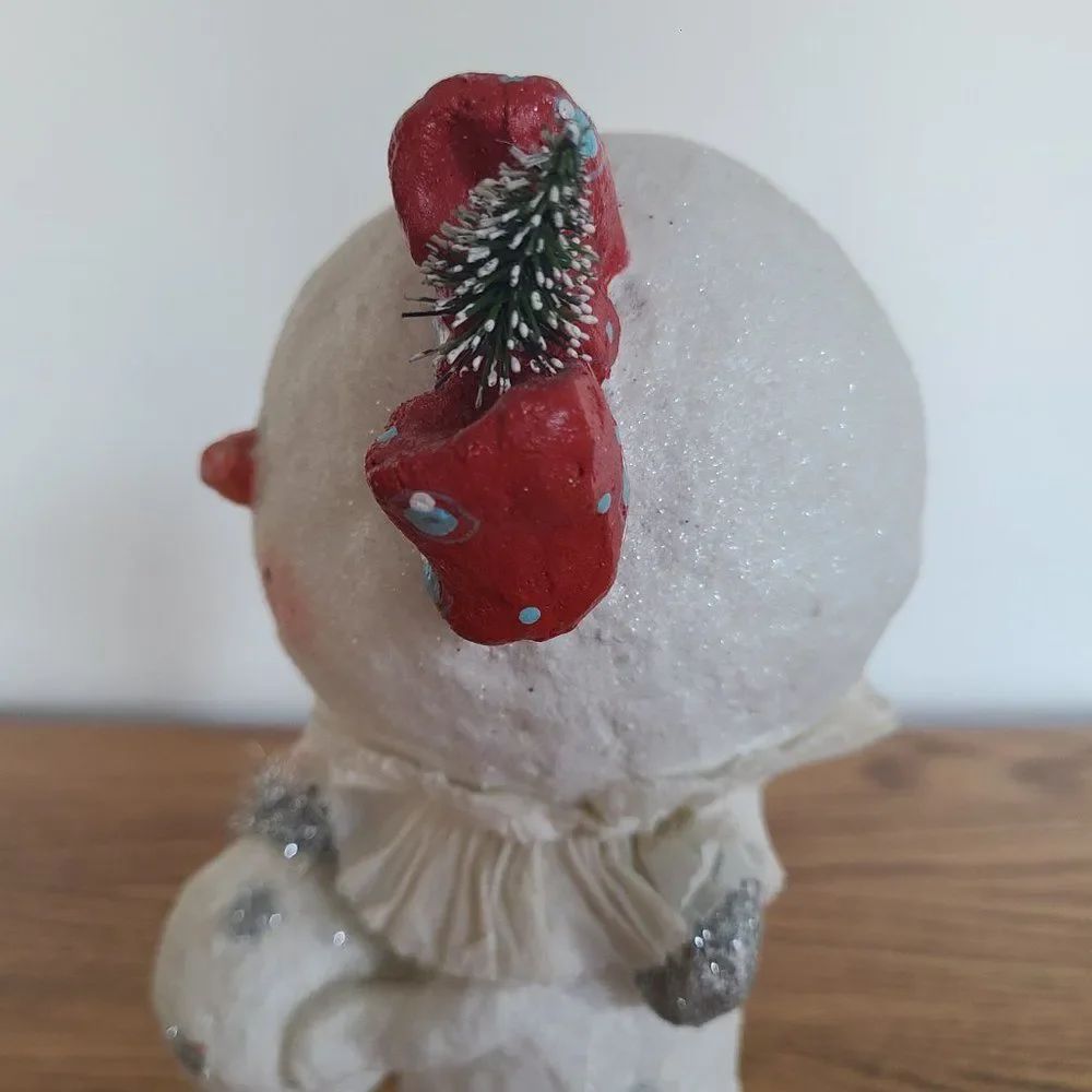 Whimsical Snow Woman Angel Mama With Snow Baby Shelf Sitter Winter Figurine VTG
